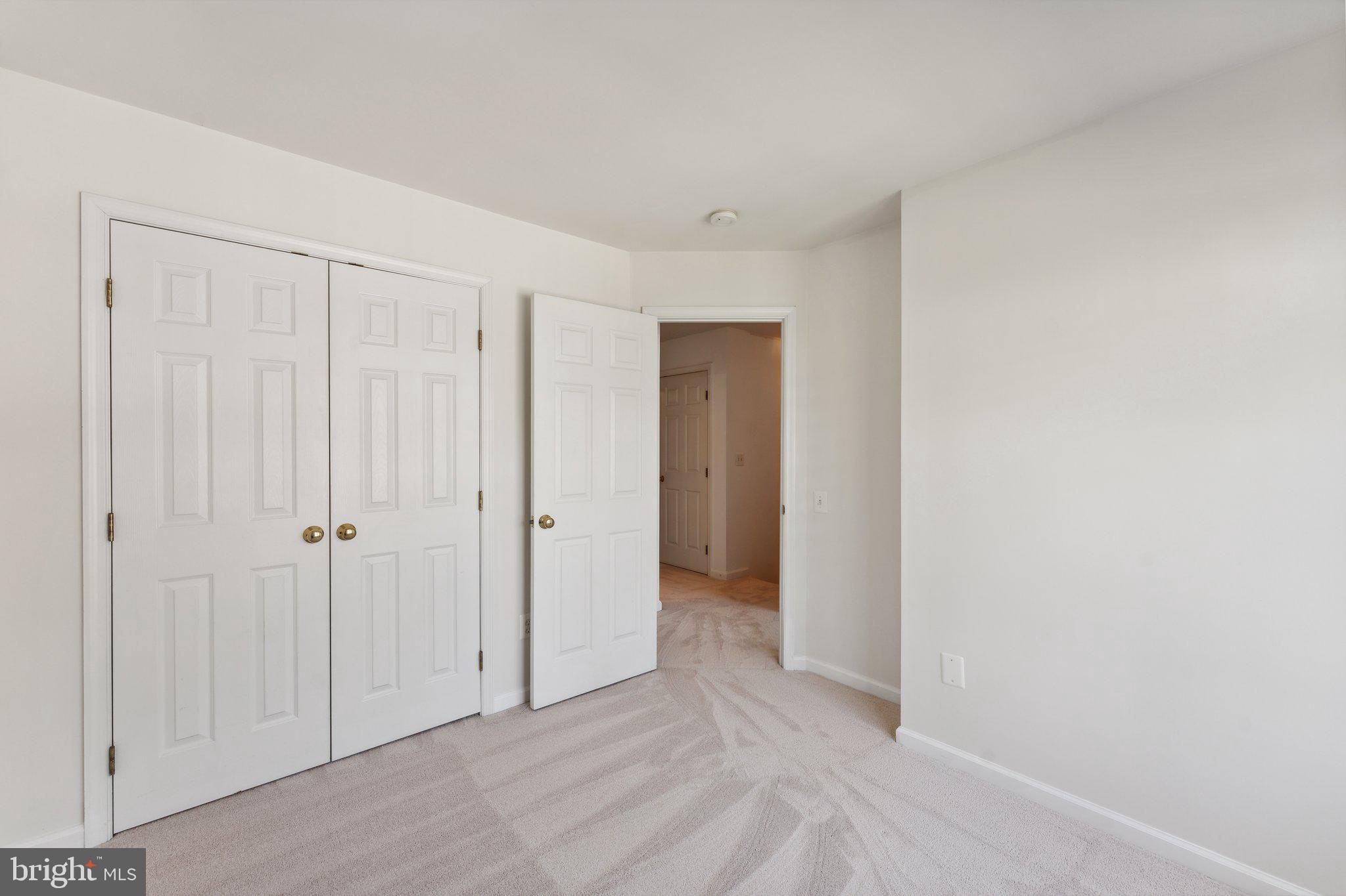 HERITAGE WOODS - Residential Lease