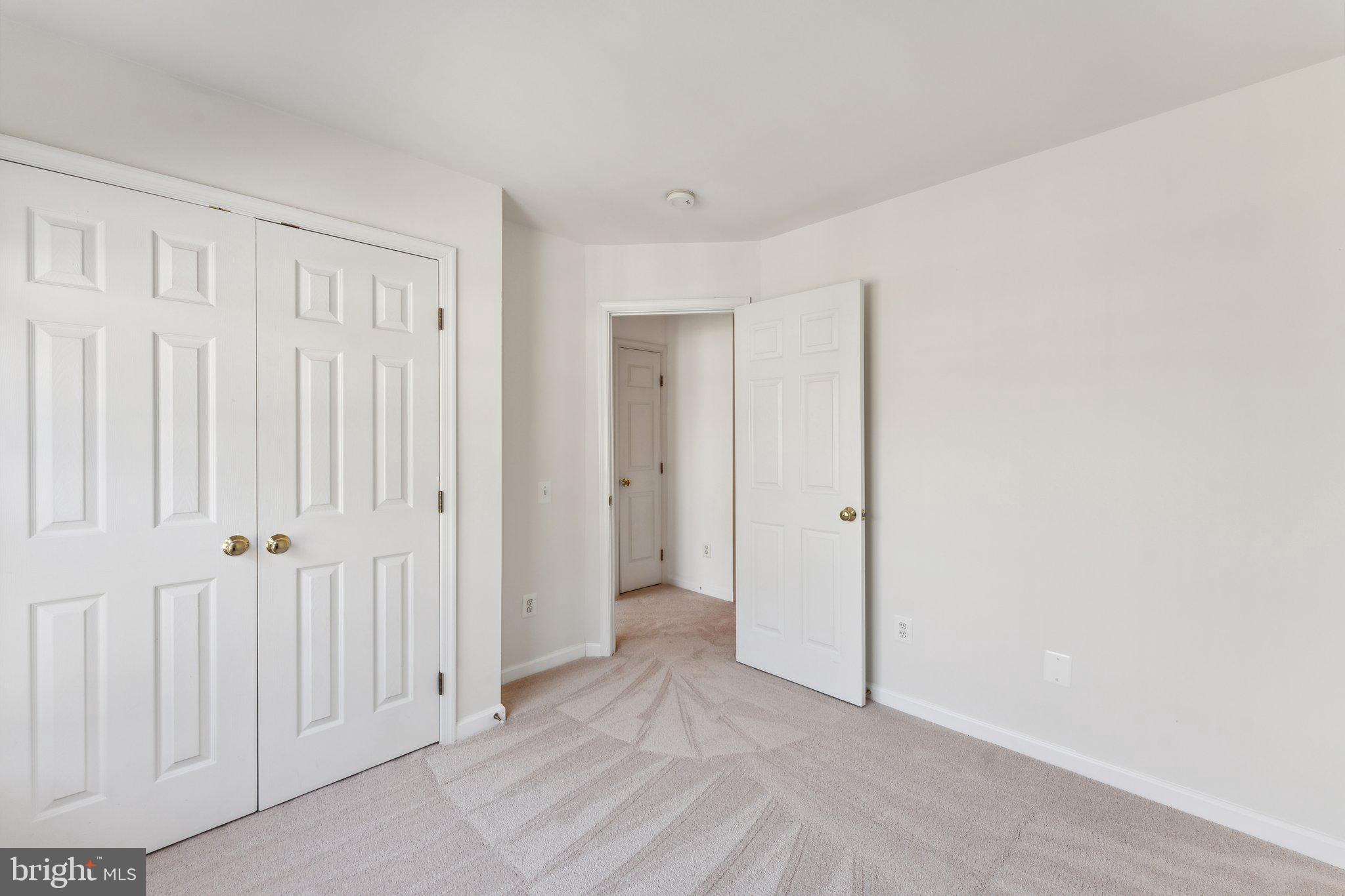 HERITAGE WOODS - Residential Lease