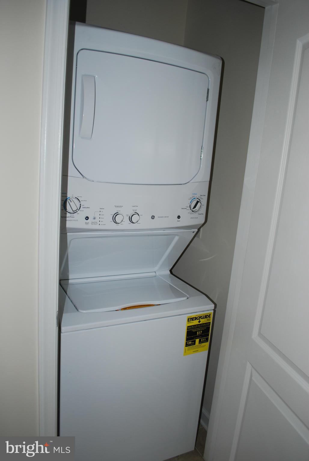 ST CHARLES SUB - GLENEAGLES - Residential Lease