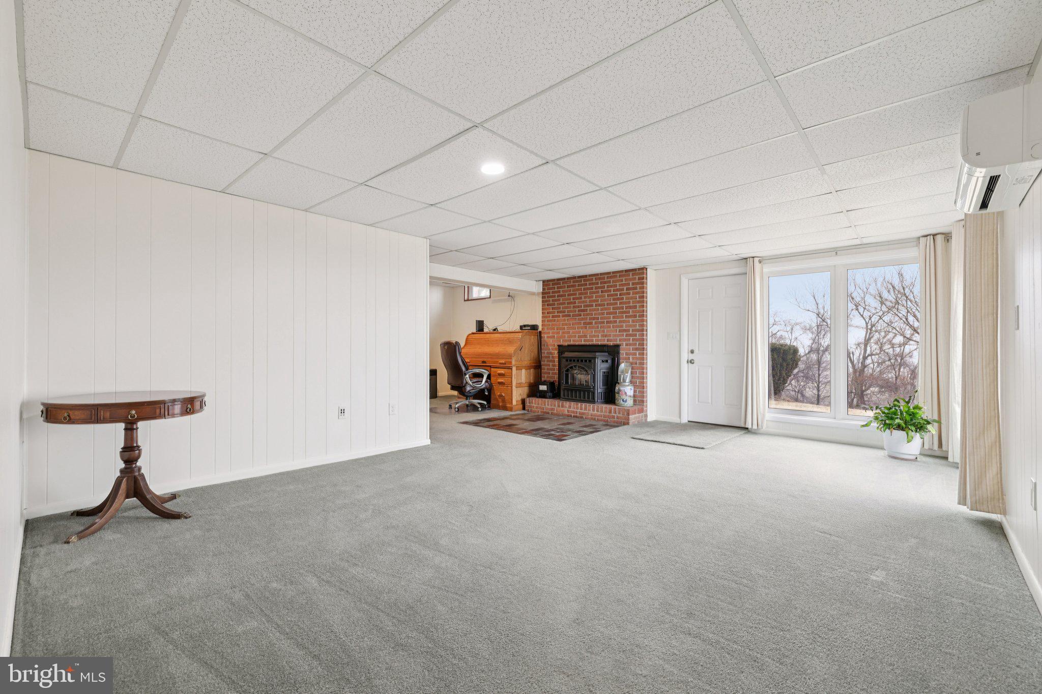 WESTMINSTER ELECTION DISTRICT - Residential