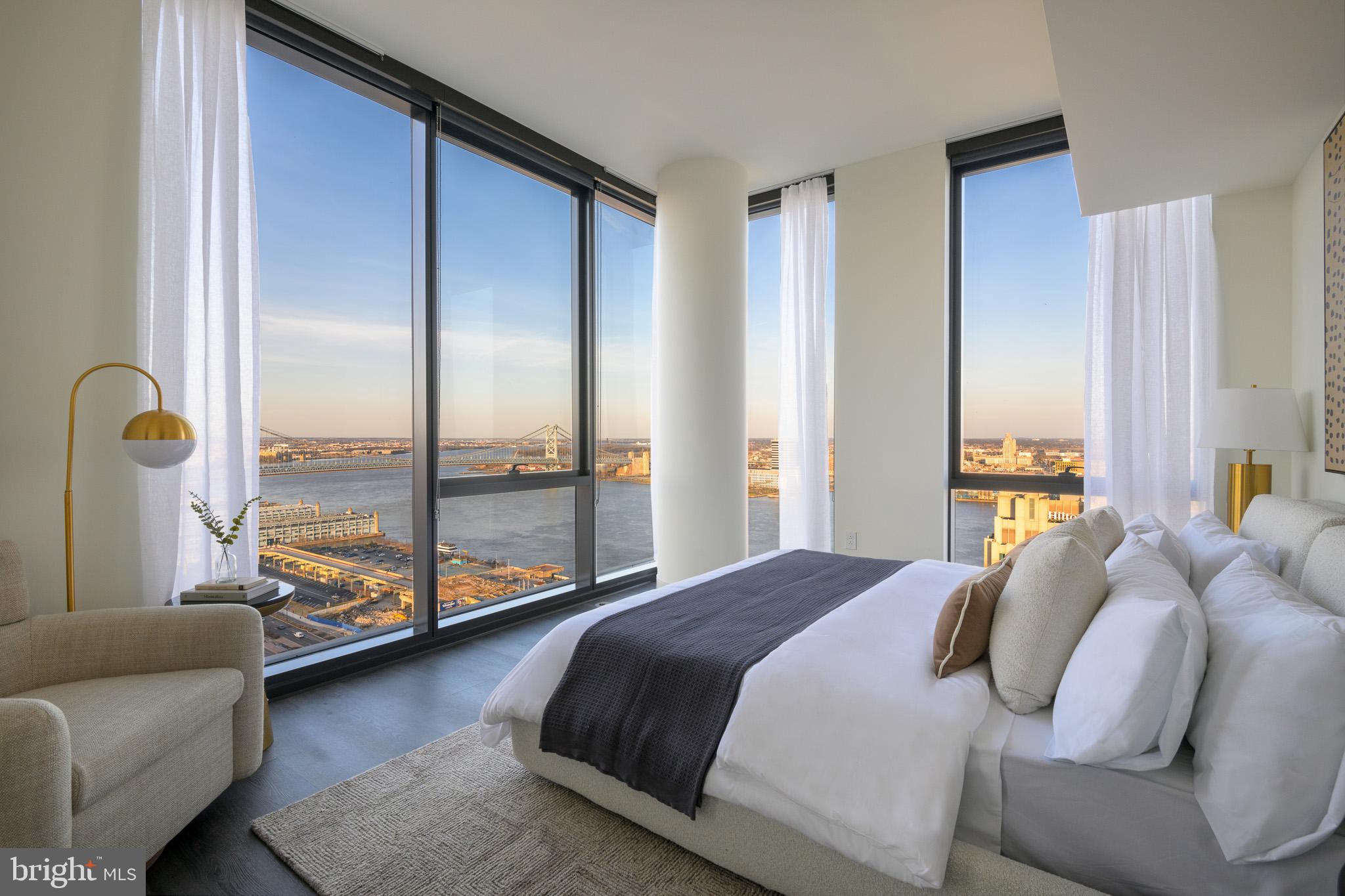 SOCIETY HILL - Residential Lease