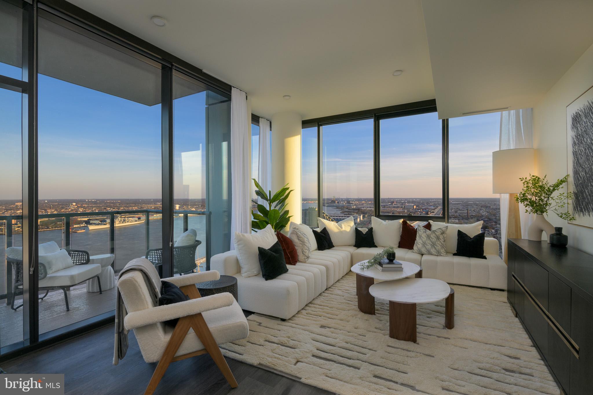 SOCIETY HILL - Residential Lease