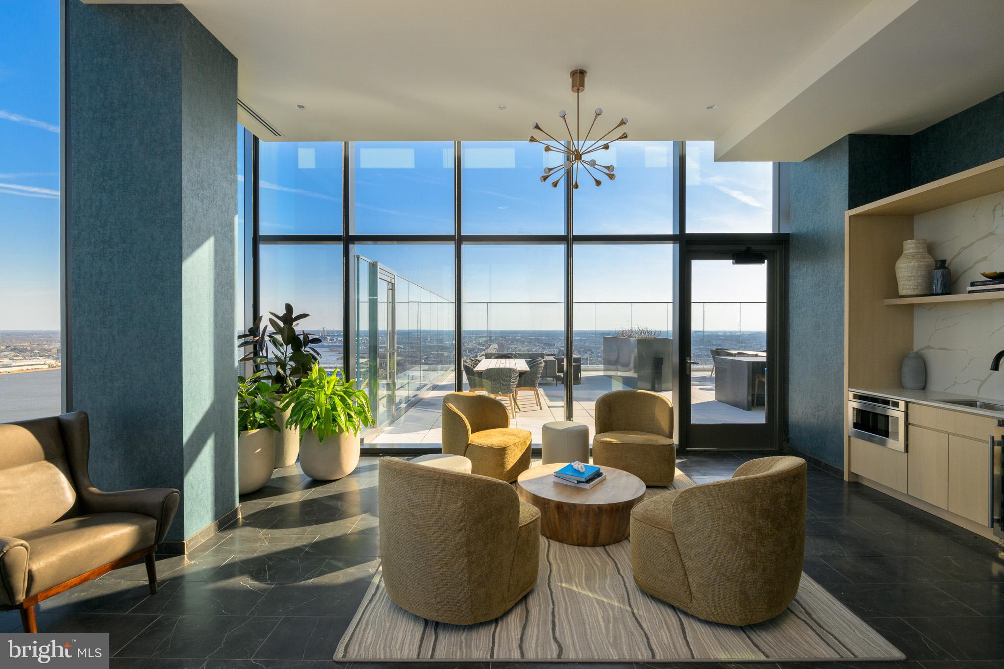 SOCIETY HILL - Residential Lease