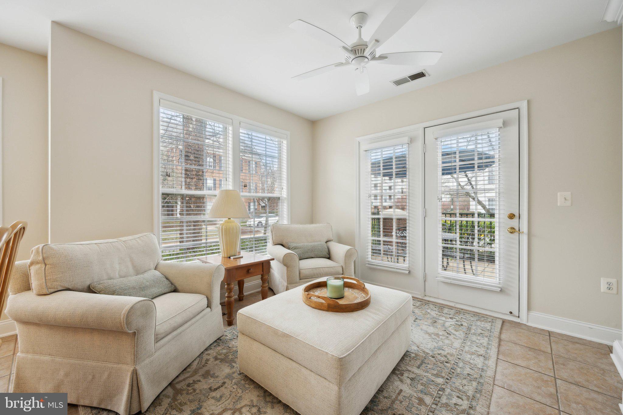 KING FARM BAILEYS COMMON - Residential