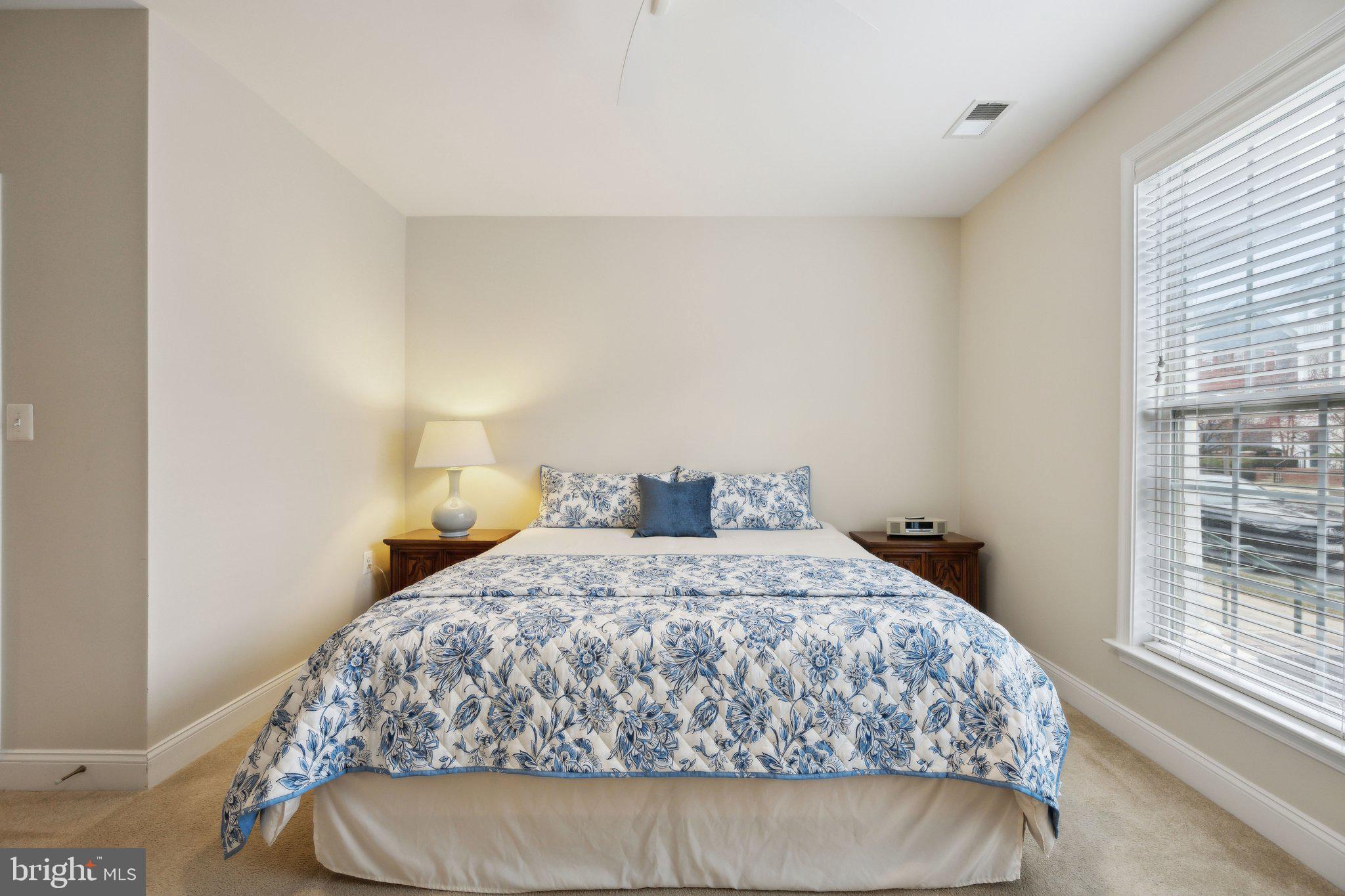 KING FARM BAILEYS COMMON - Residential