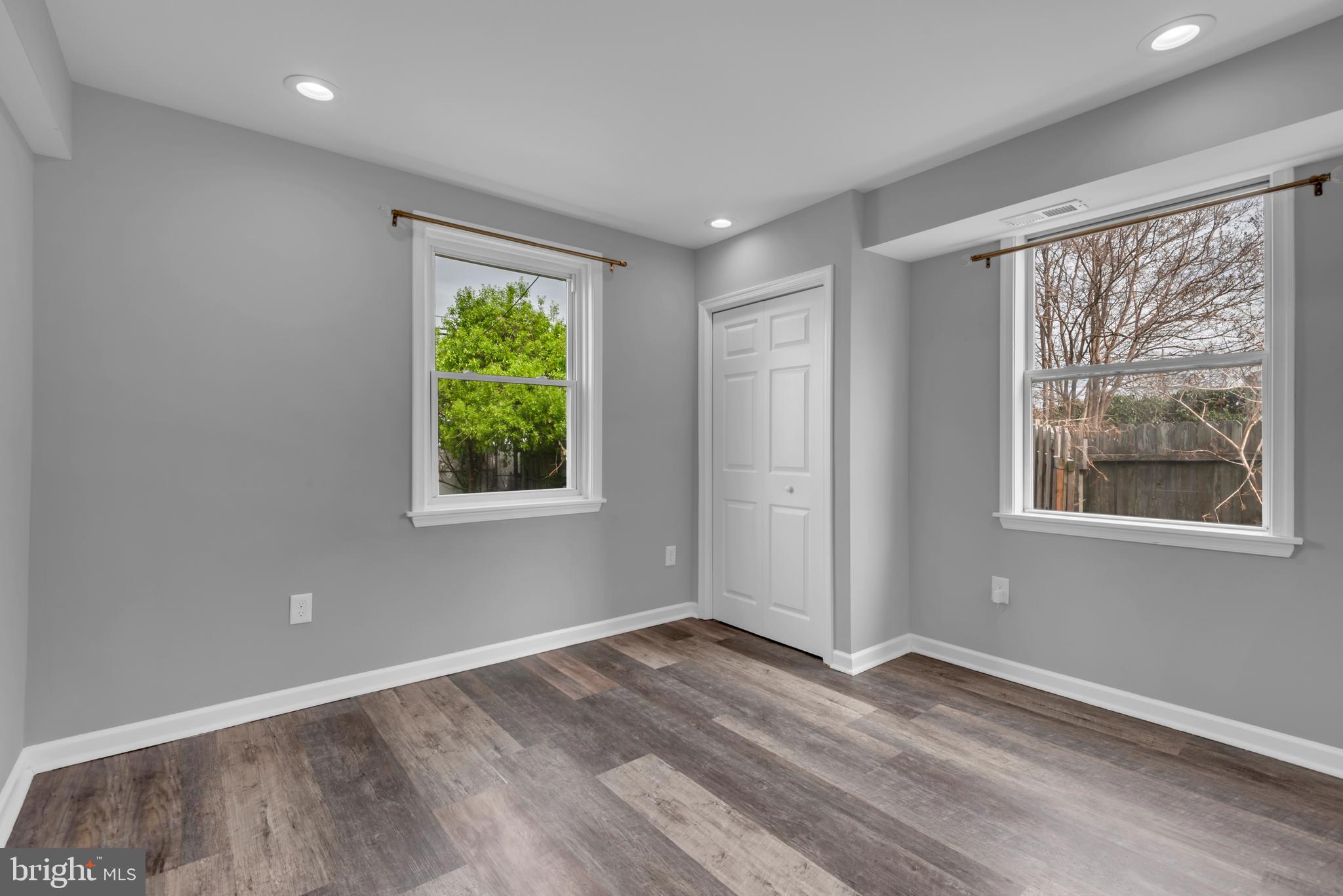 MURRAY POINT - Residential