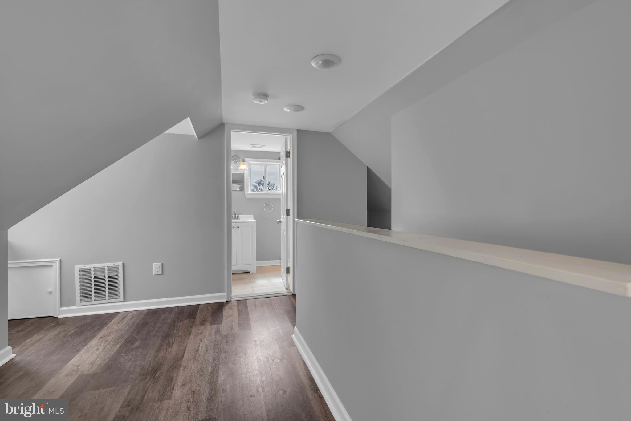 MURRAY POINT - Residential