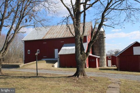 Photo of 740 Bermudian Creek Road #BARNS, EAST BERLIN, PA 17316 (MLS # PAAD2017494)
