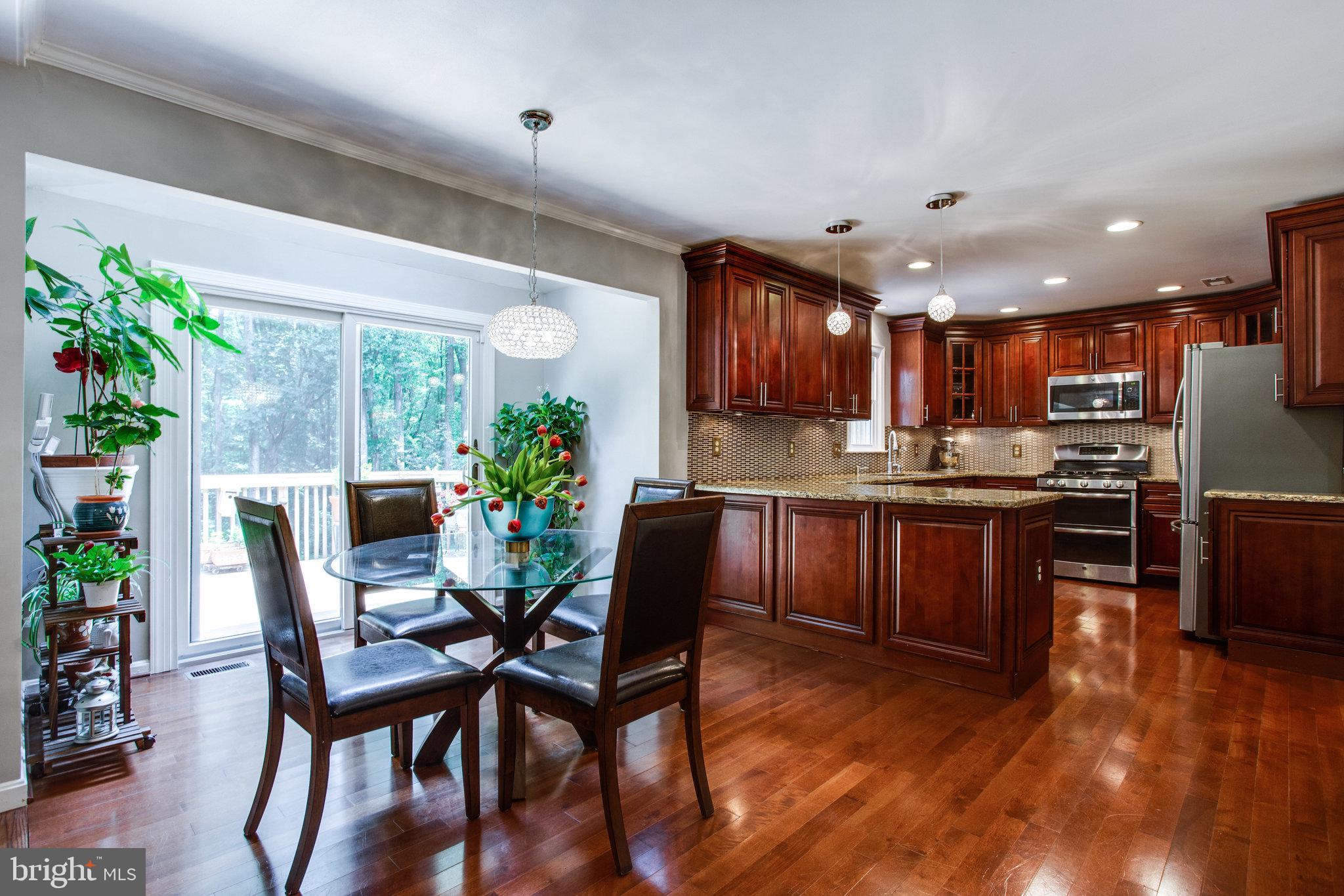 AMBERWOOD - Residential