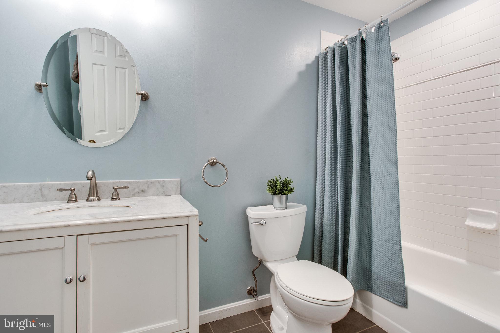 AMBERWOOD - Residential