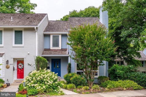 Photo of 2020 Chadds Ford Drive, RESTON, VA 20191 (MLS # VAFX2346840)