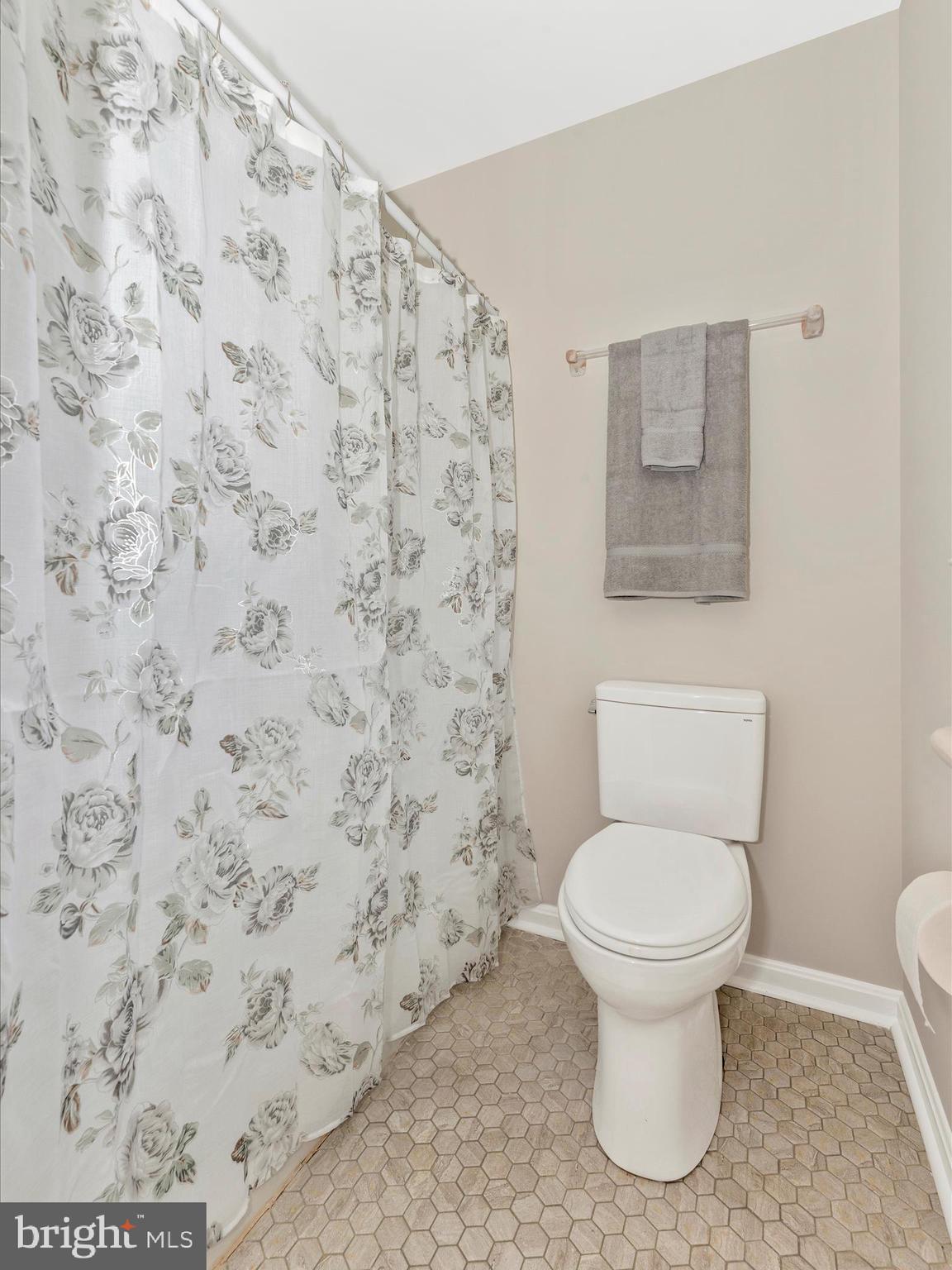 MAPLECREST FARM - Residential