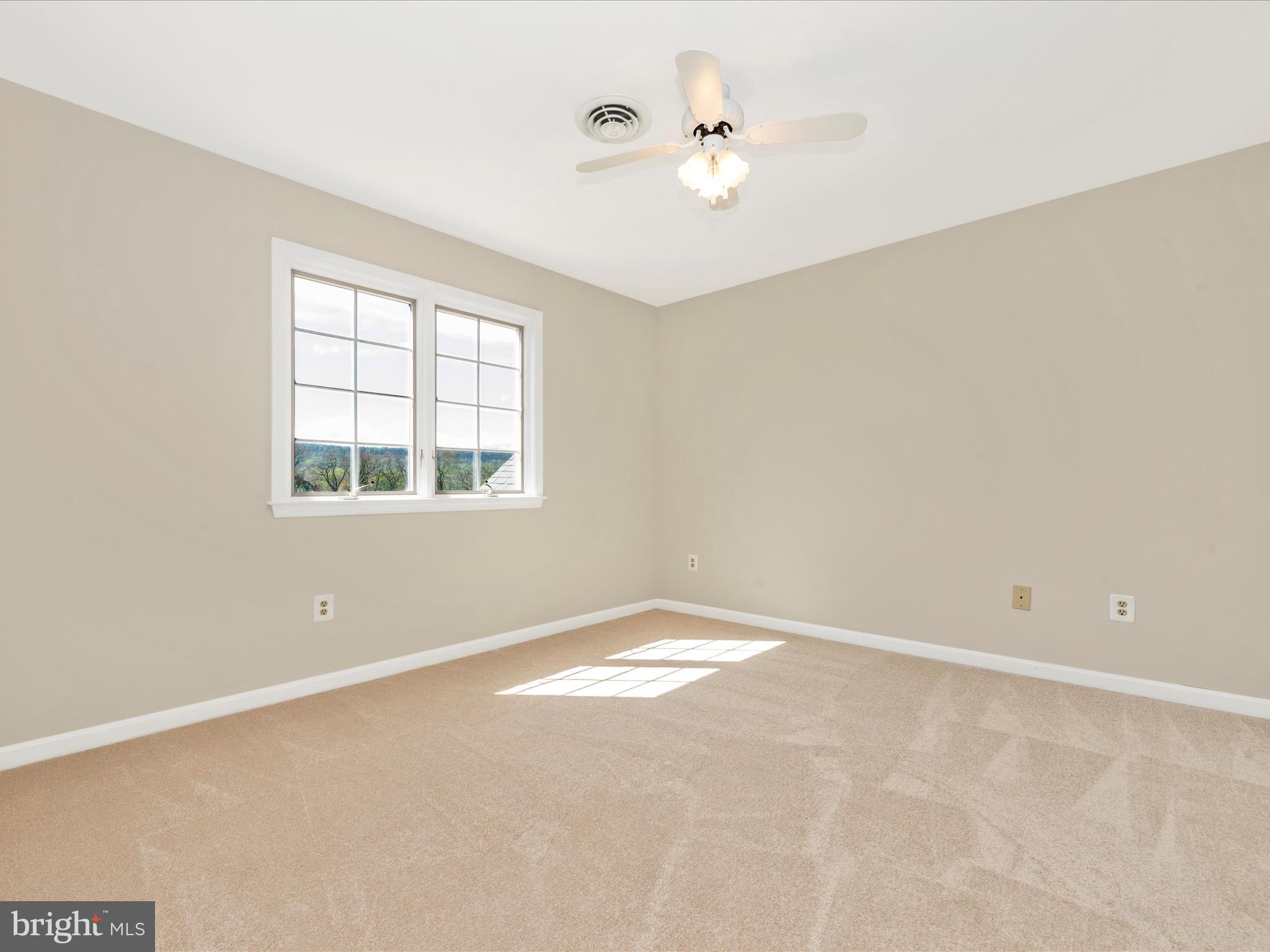 MAPLECREST FARM - Residential