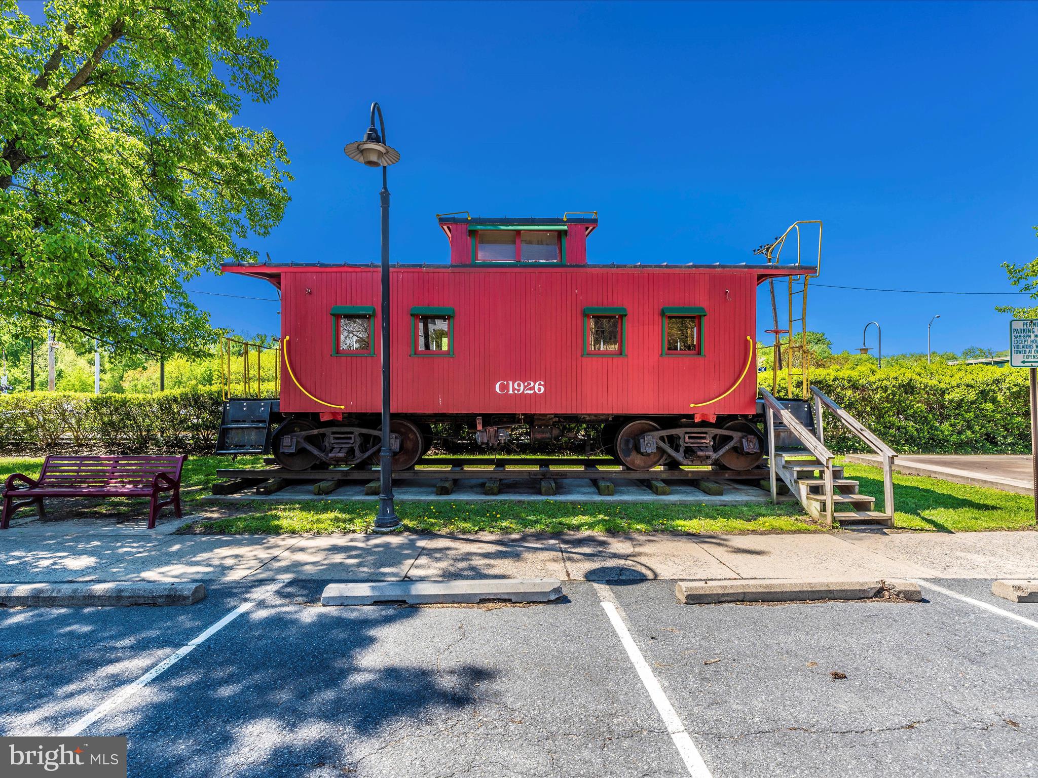 MAPLECREST FARM - Residential