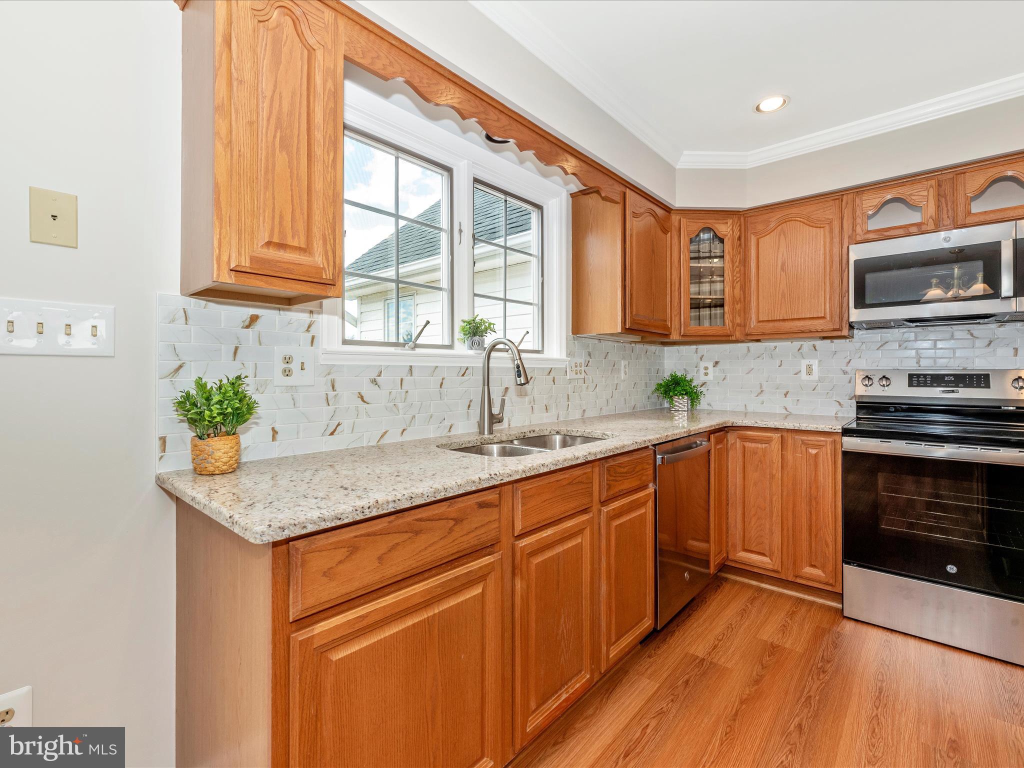 MAPLECREST FARM - Residential