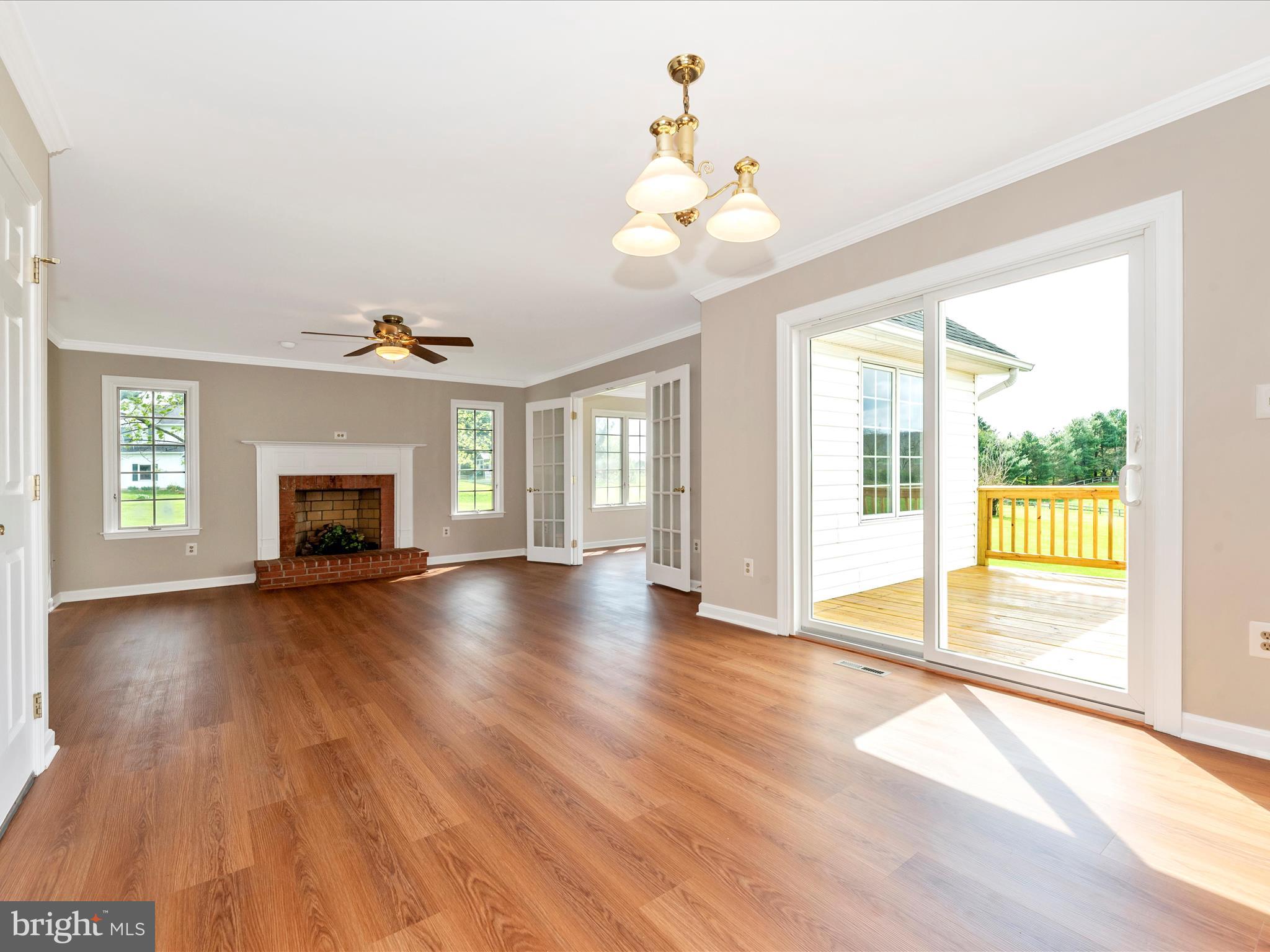 MAPLECREST FARM - Residential