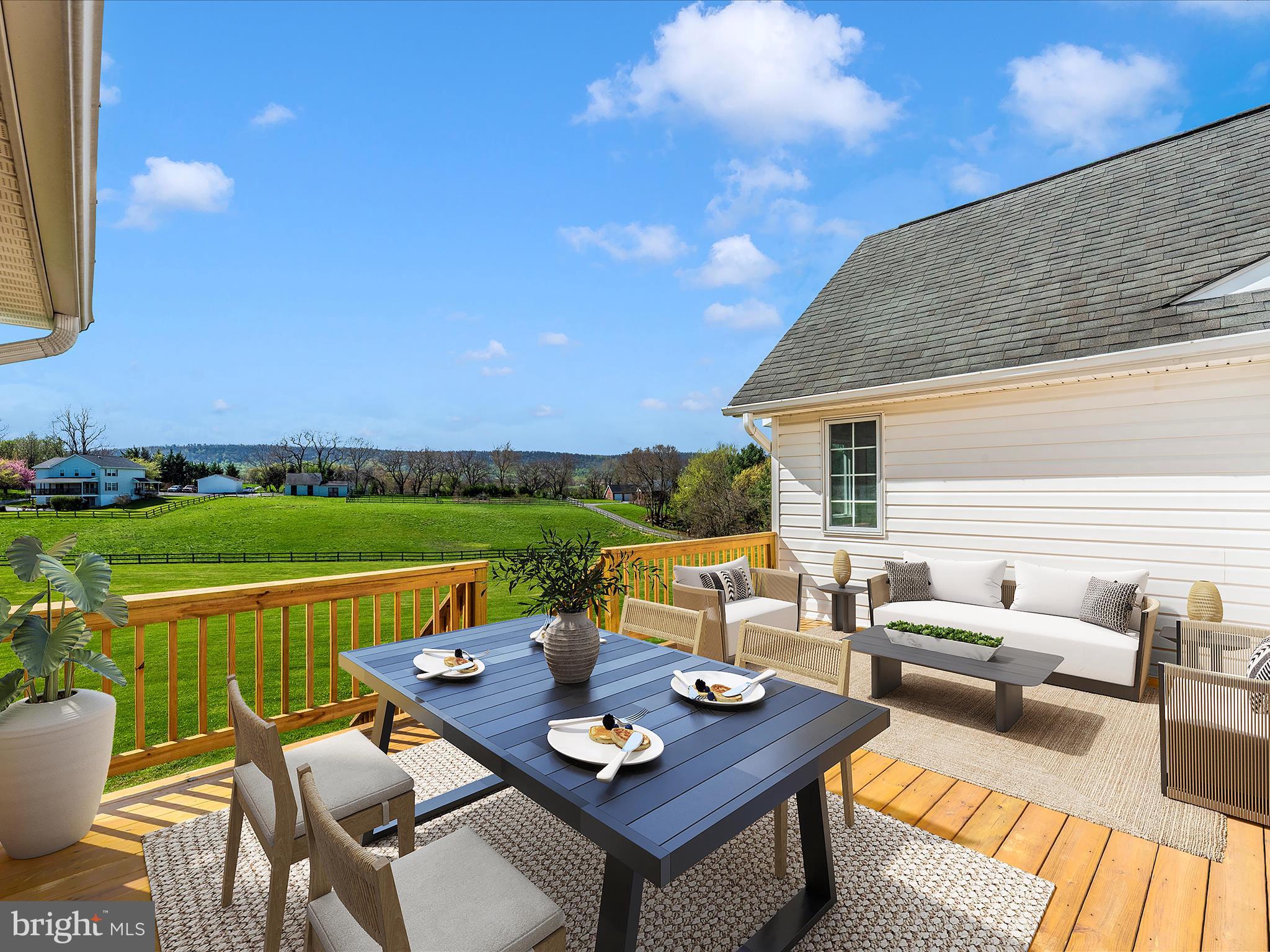 MAPLECREST FARM - Residential