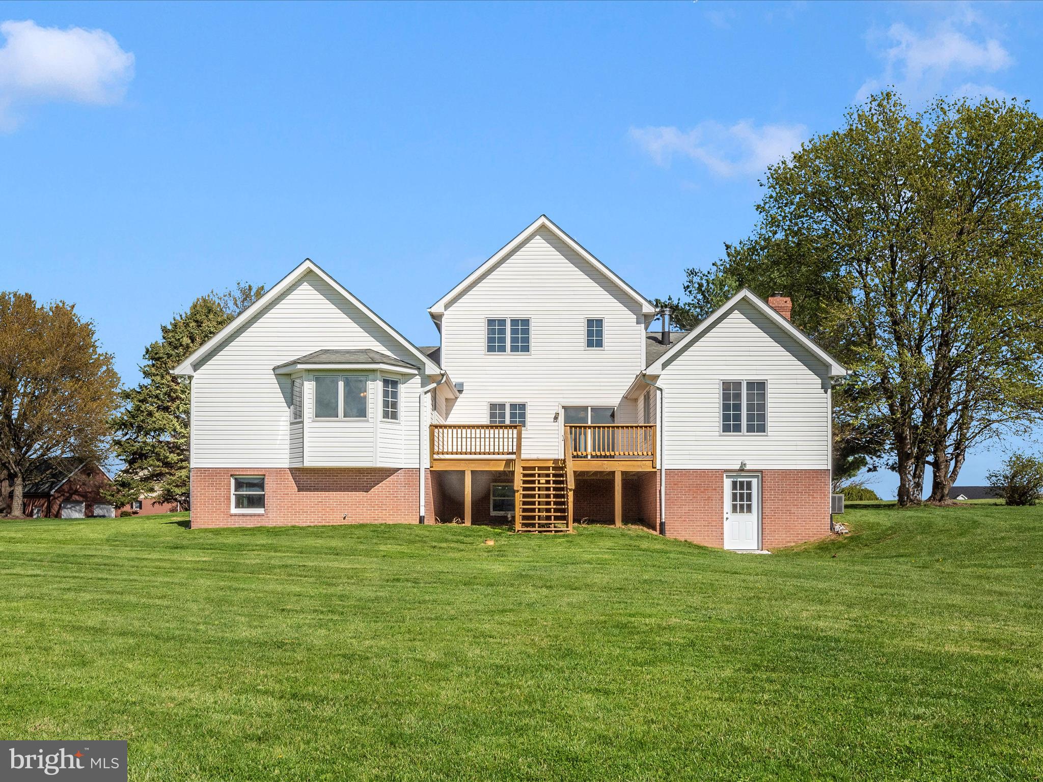 MAPLECREST FARM - Residential