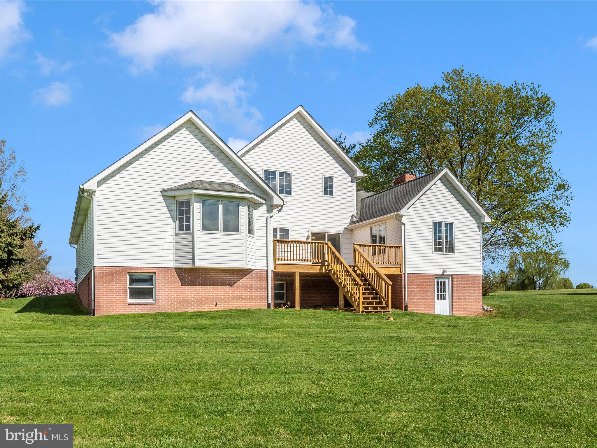 MAPLECREST FARM - Residential