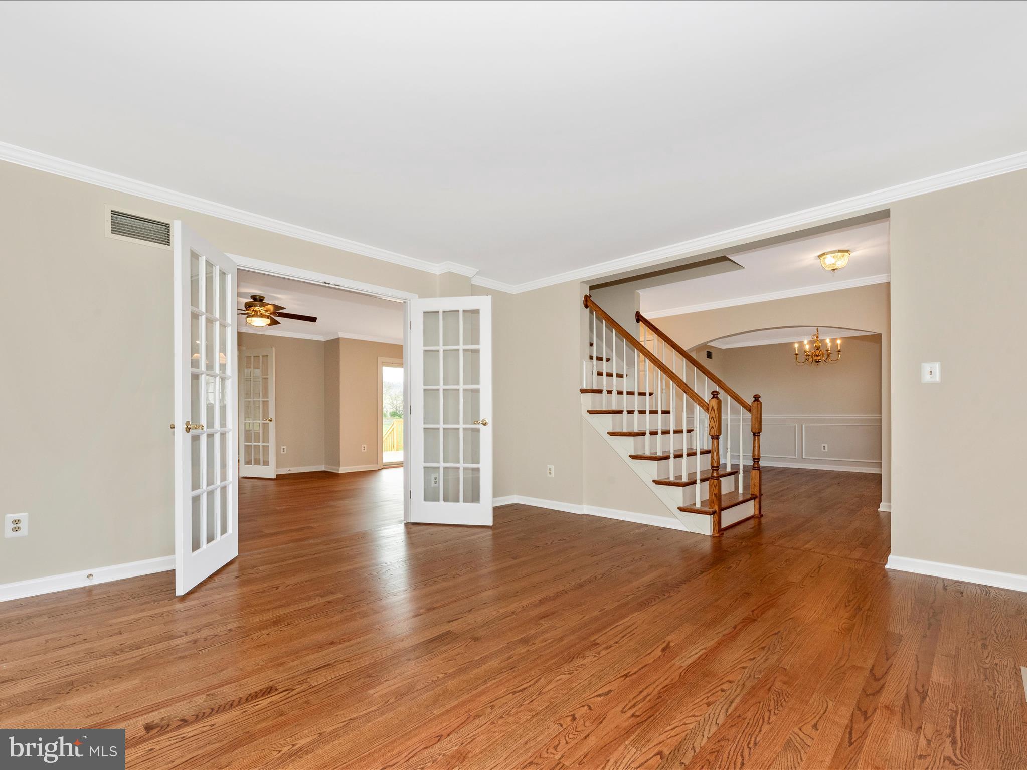 MAPLECREST FARM - Residential