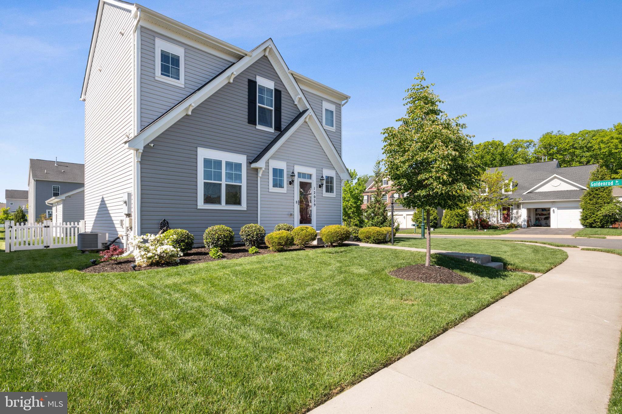 AVENDALE WOODLAND GROVE - Residential