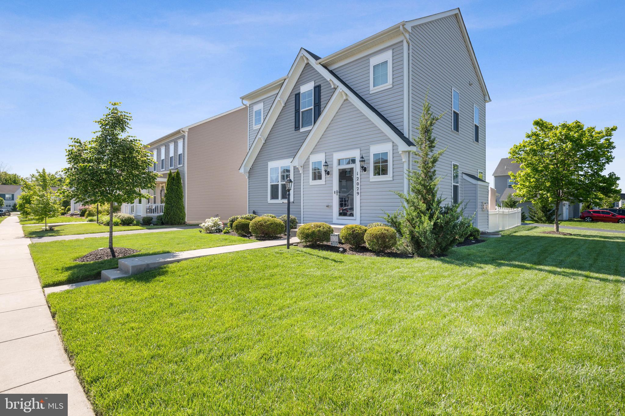 AVENDALE WOODLAND GROVE - Residential