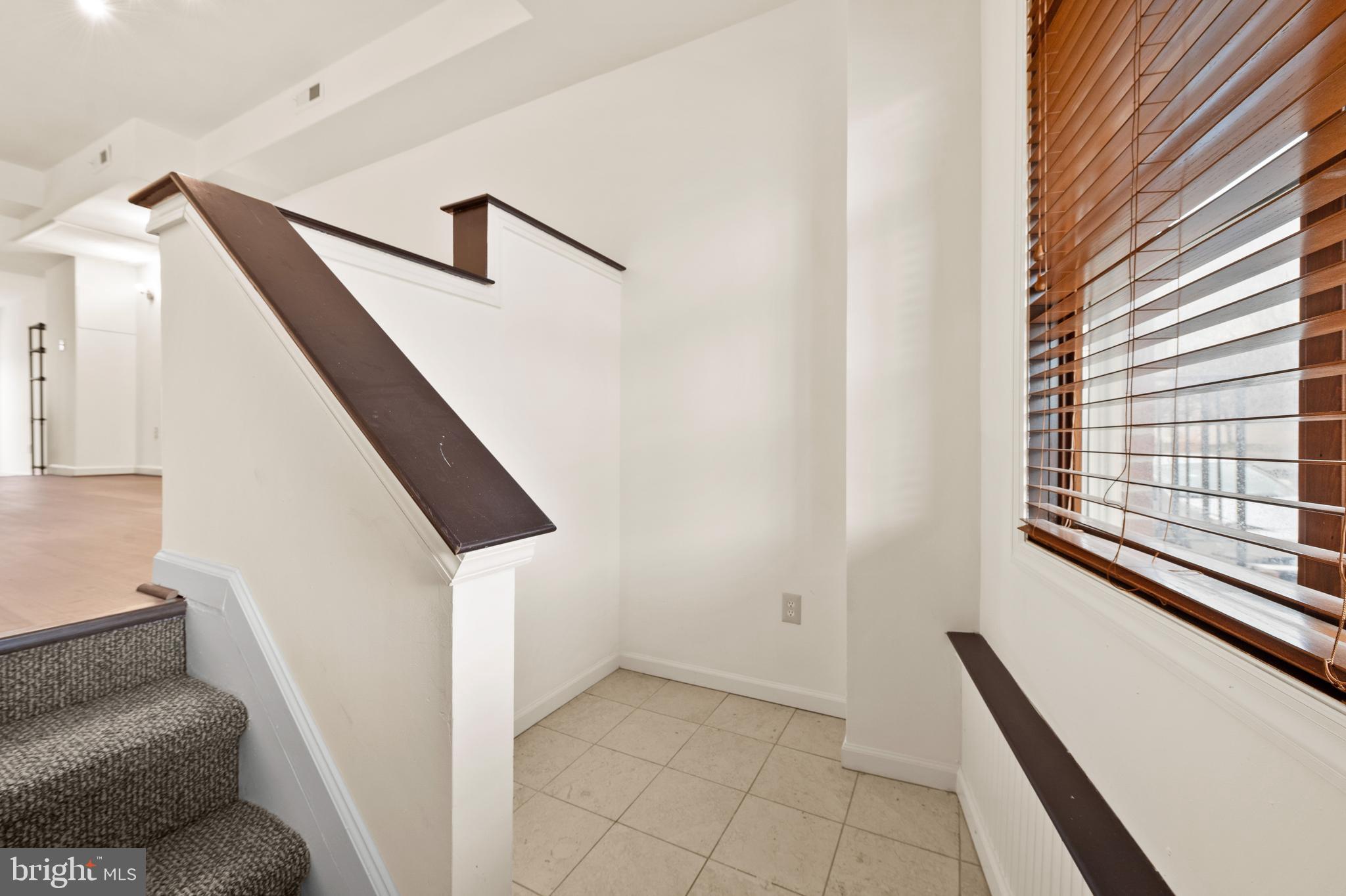WASHINGTON VILLAGE - Residential