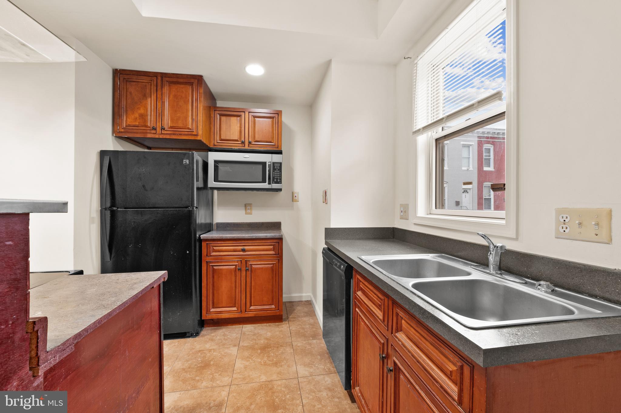 WASHINGTON VILLAGE - Residential