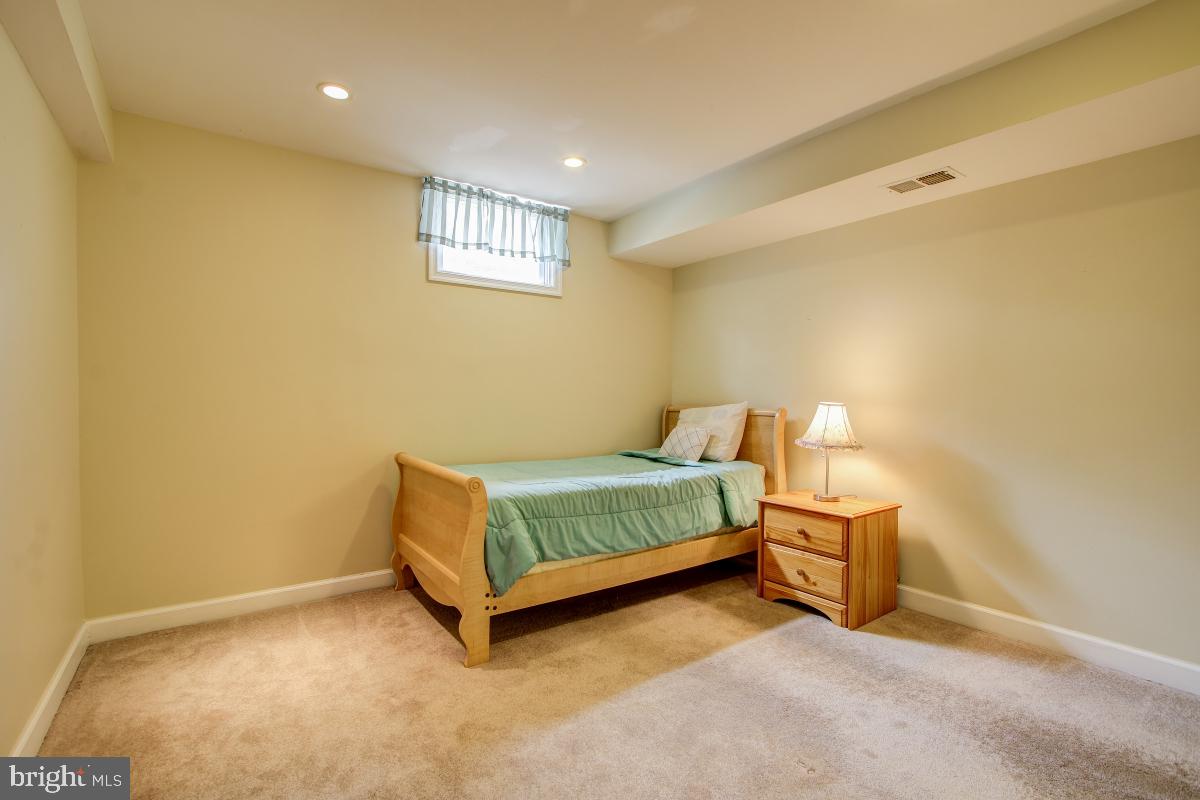 INDIAN OAKS - Residential