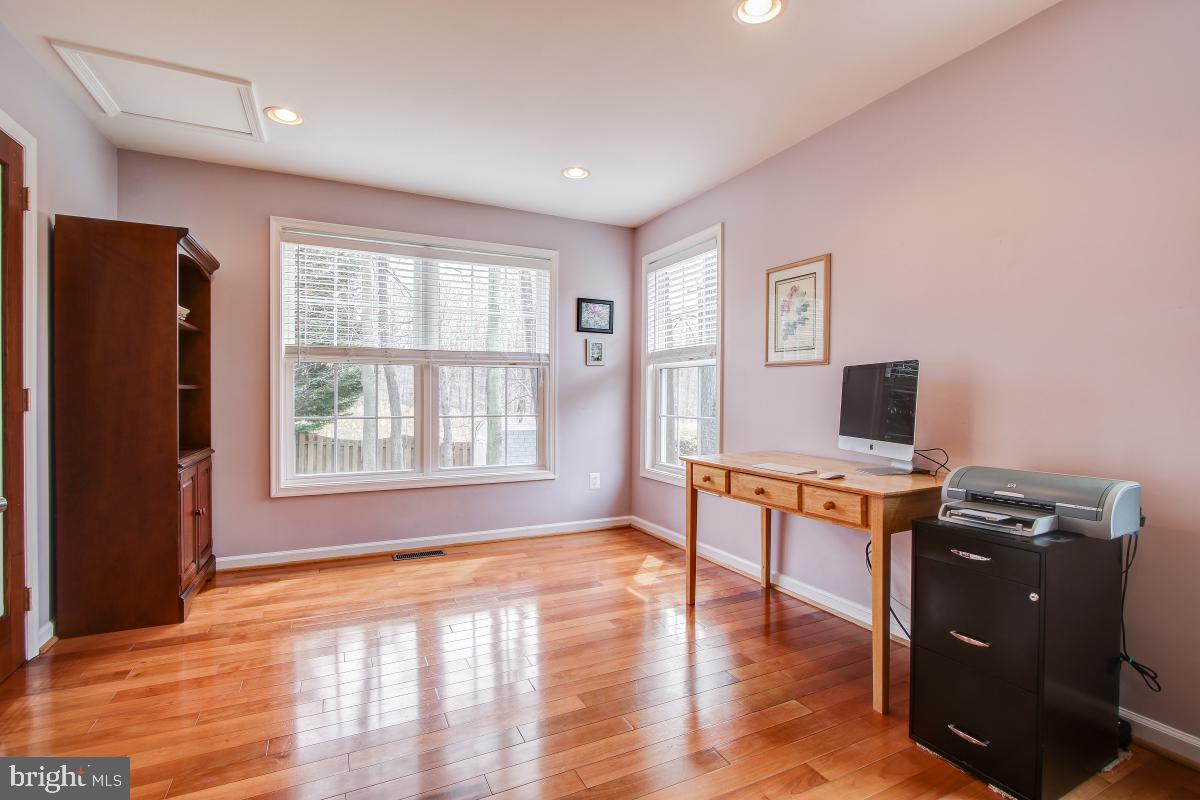 INDIAN OAKS - Residential