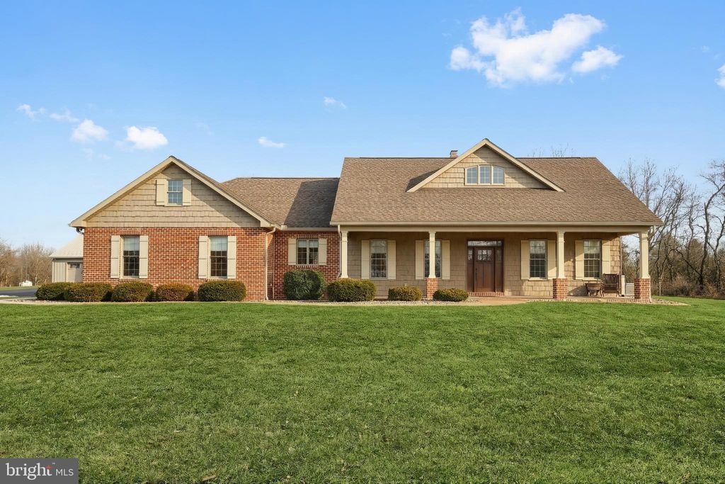 Photo of 108 Pickett Road, DOVER, PA 17315 (MLS # PAYK2099226)