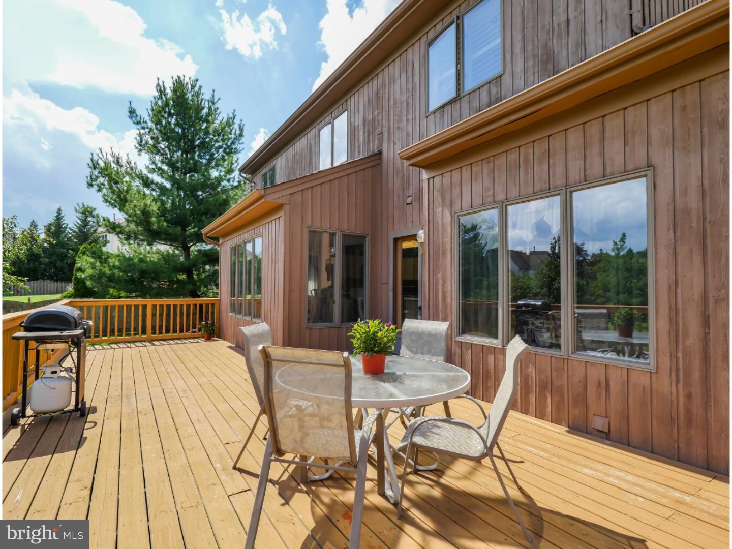 HILLS AT NORTHAMPT - Residential