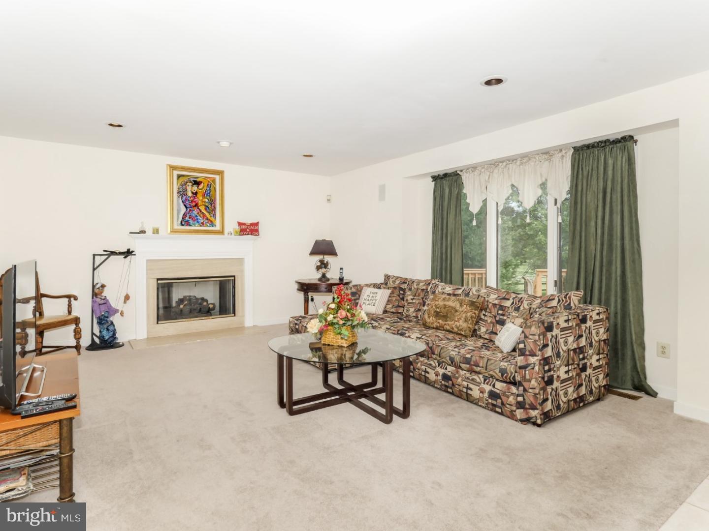 HILLS AT NORTHAMPT - Residential