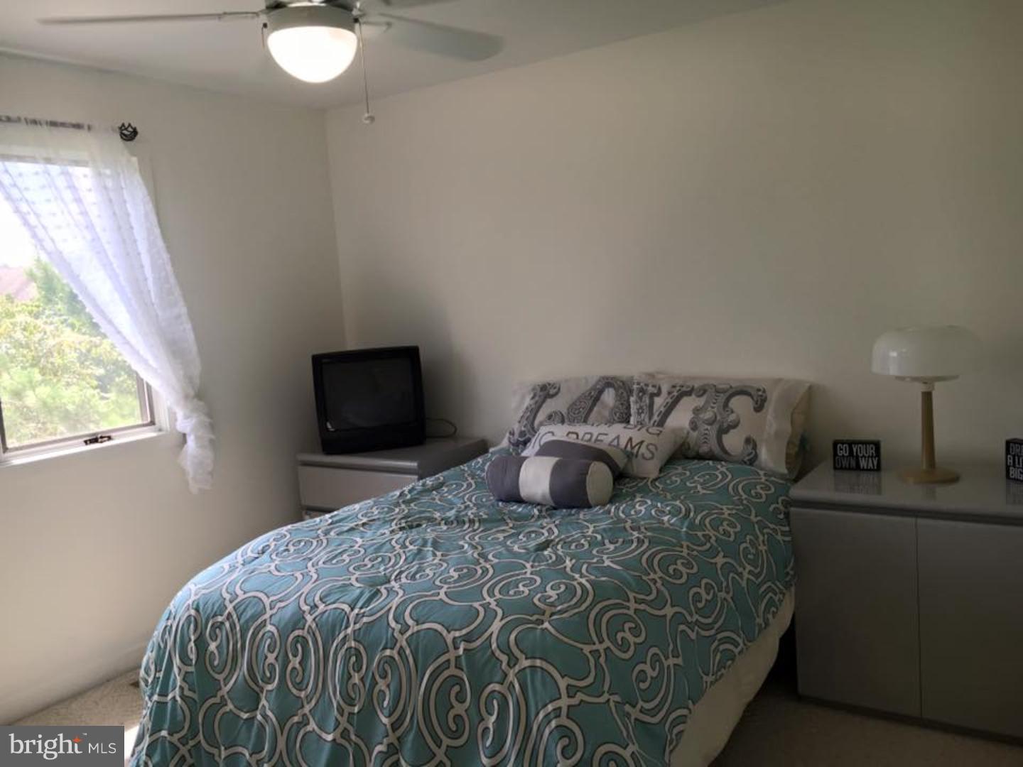 HILLS AT NORTHAMPT - Residential