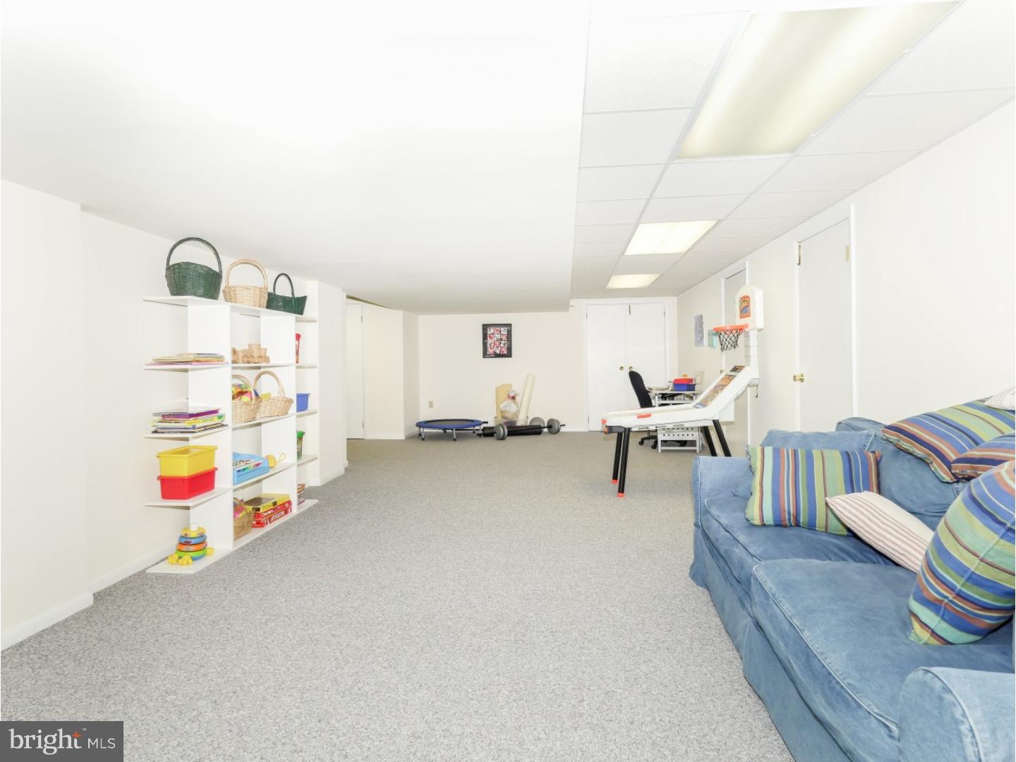 HILLS AT NORTHAMPT - Residential