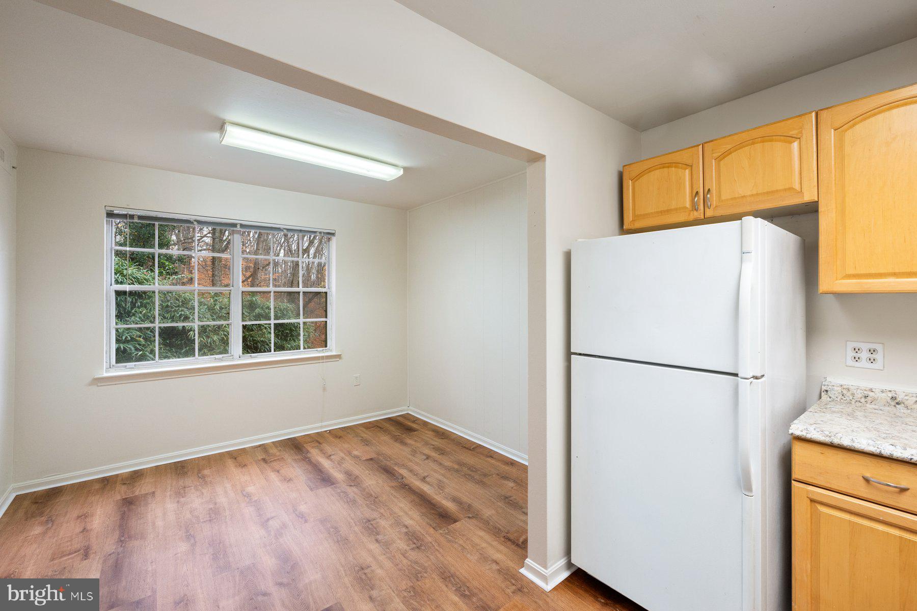 PLYMOUTH GARDENS - Residential Lease