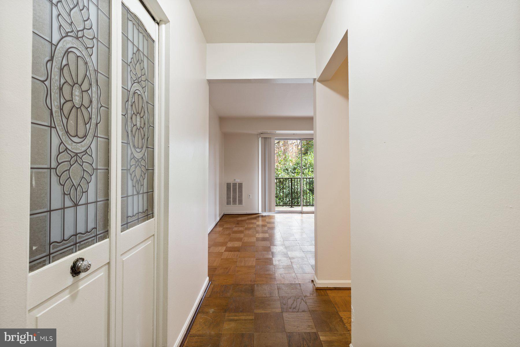 PLYMOUTH GARDENS - Residential Lease