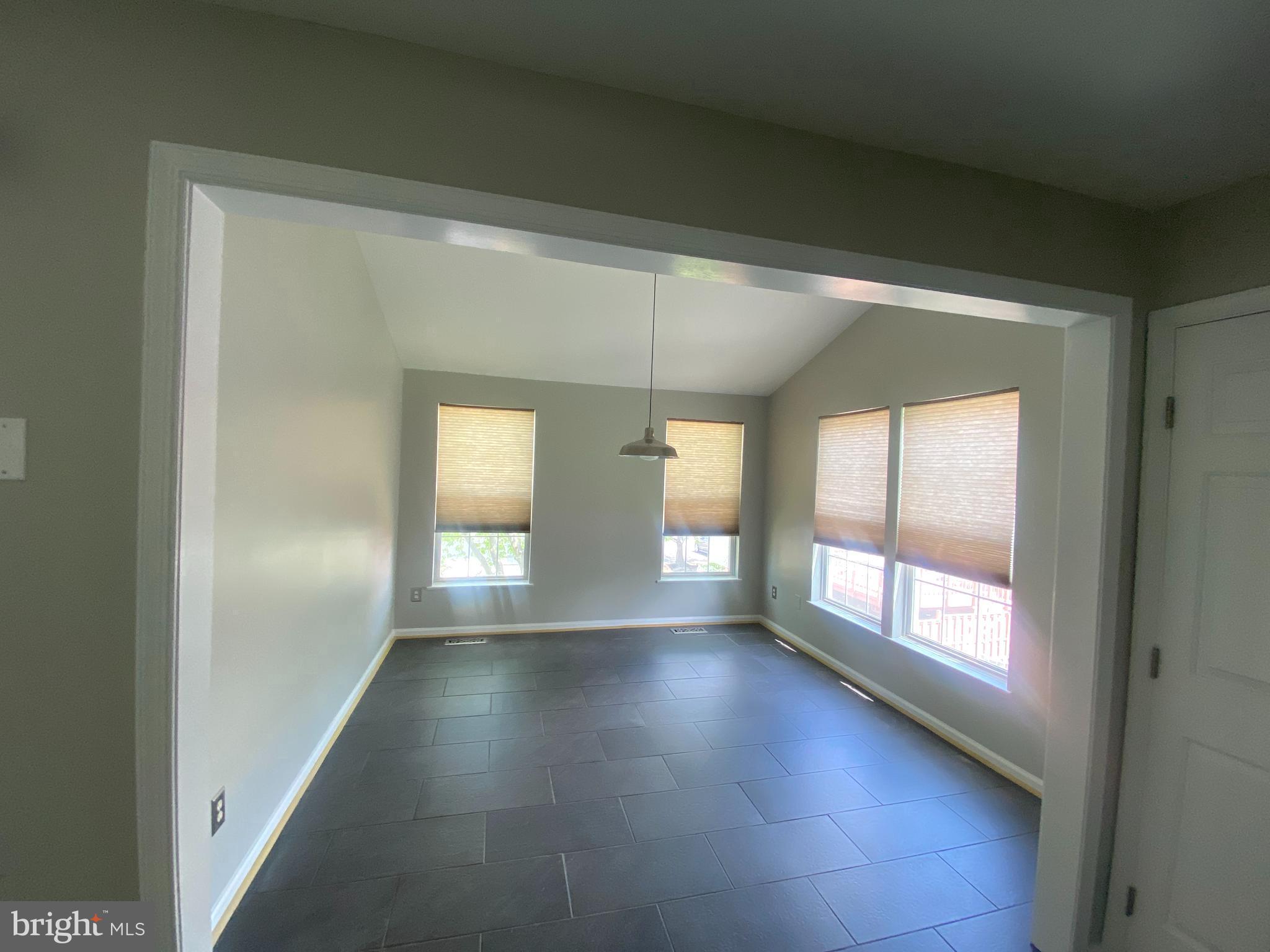 RIVERSIDE VILLAGES - Residential Lease