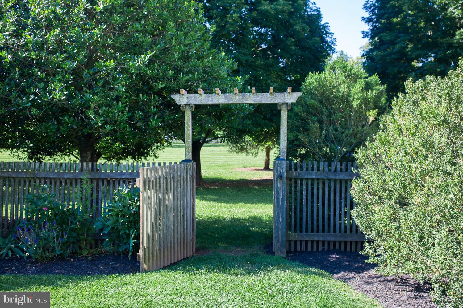 BISHOP - Residential