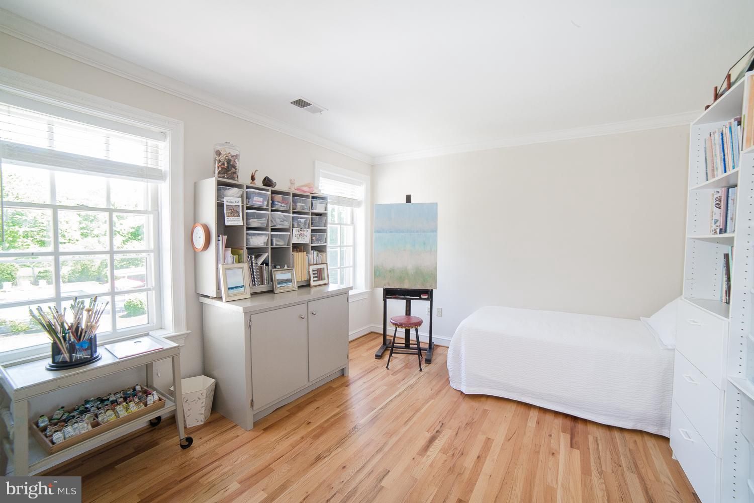 BISHOP - Residential