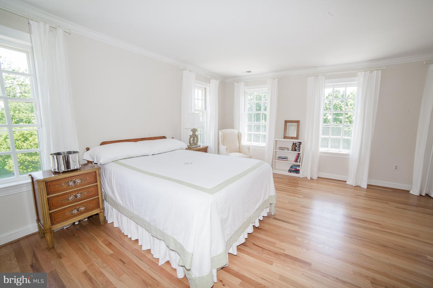 BISHOP - Residential