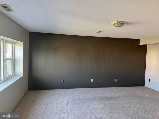 SOMERTON - Residential