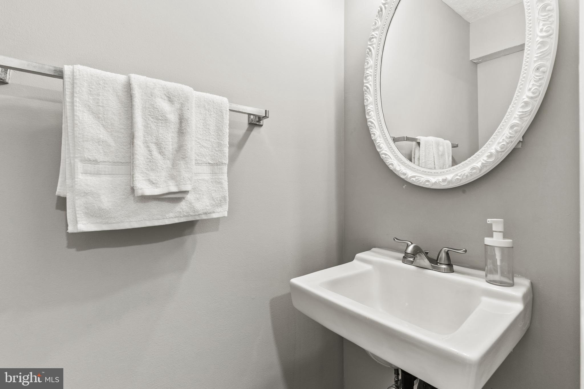 HARMANS WOODS - Residential