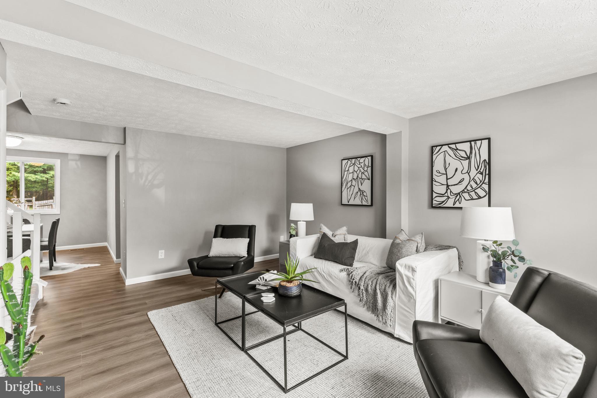 HARMANS WOODS - Residential