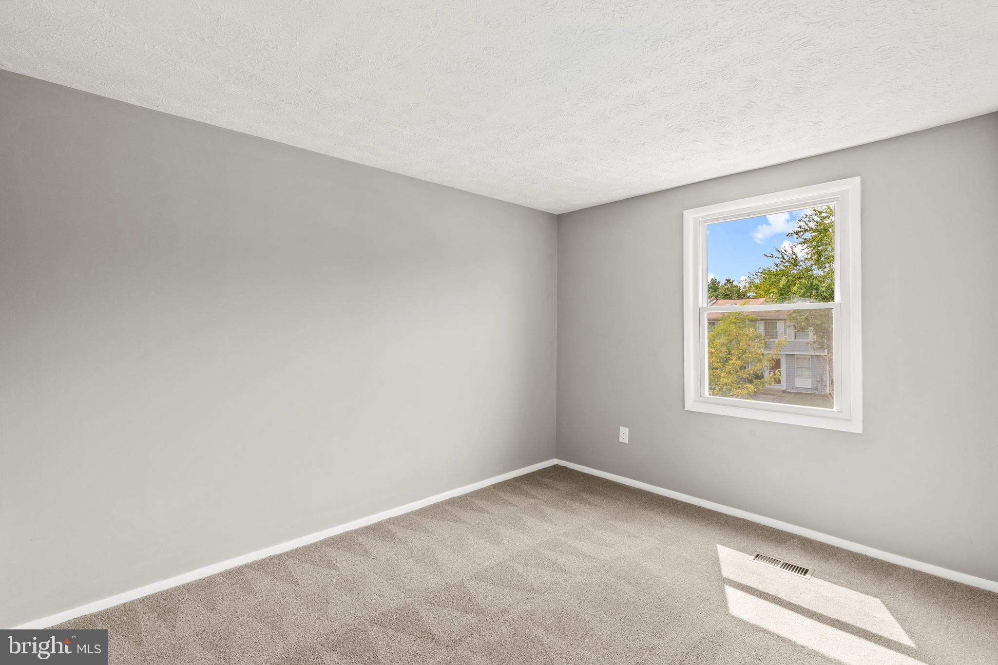 HARMANS WOODS - Residential