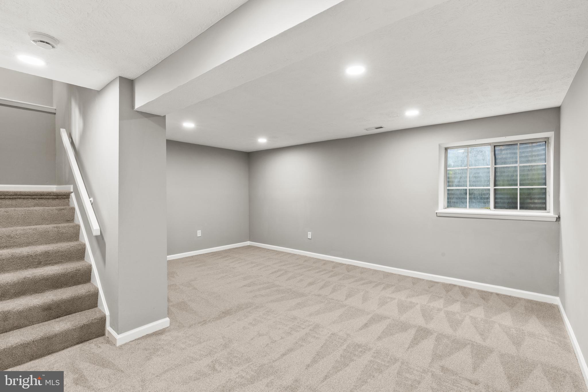 HARMANS WOODS - Residential