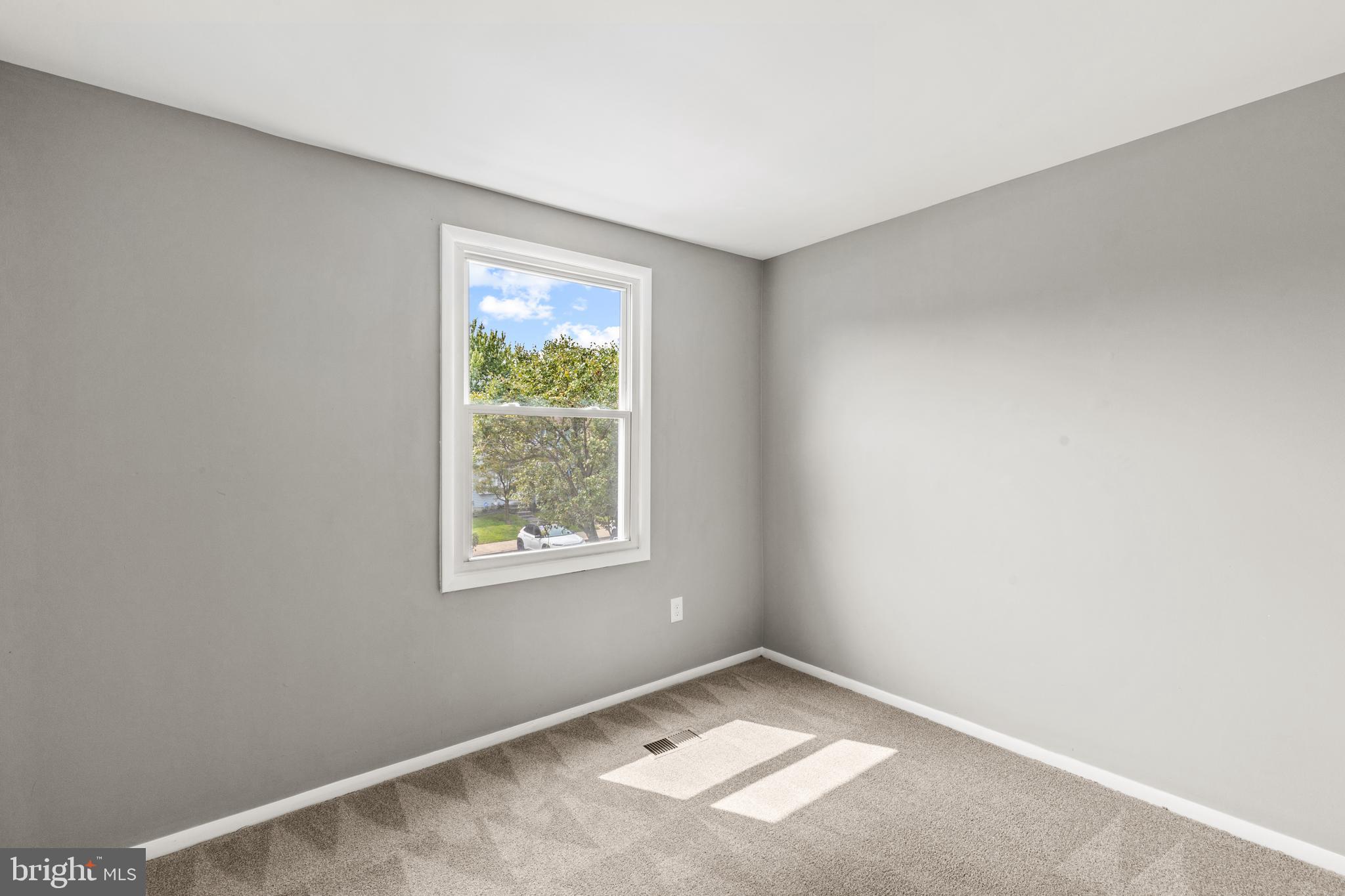 HARMANS WOODS - Residential