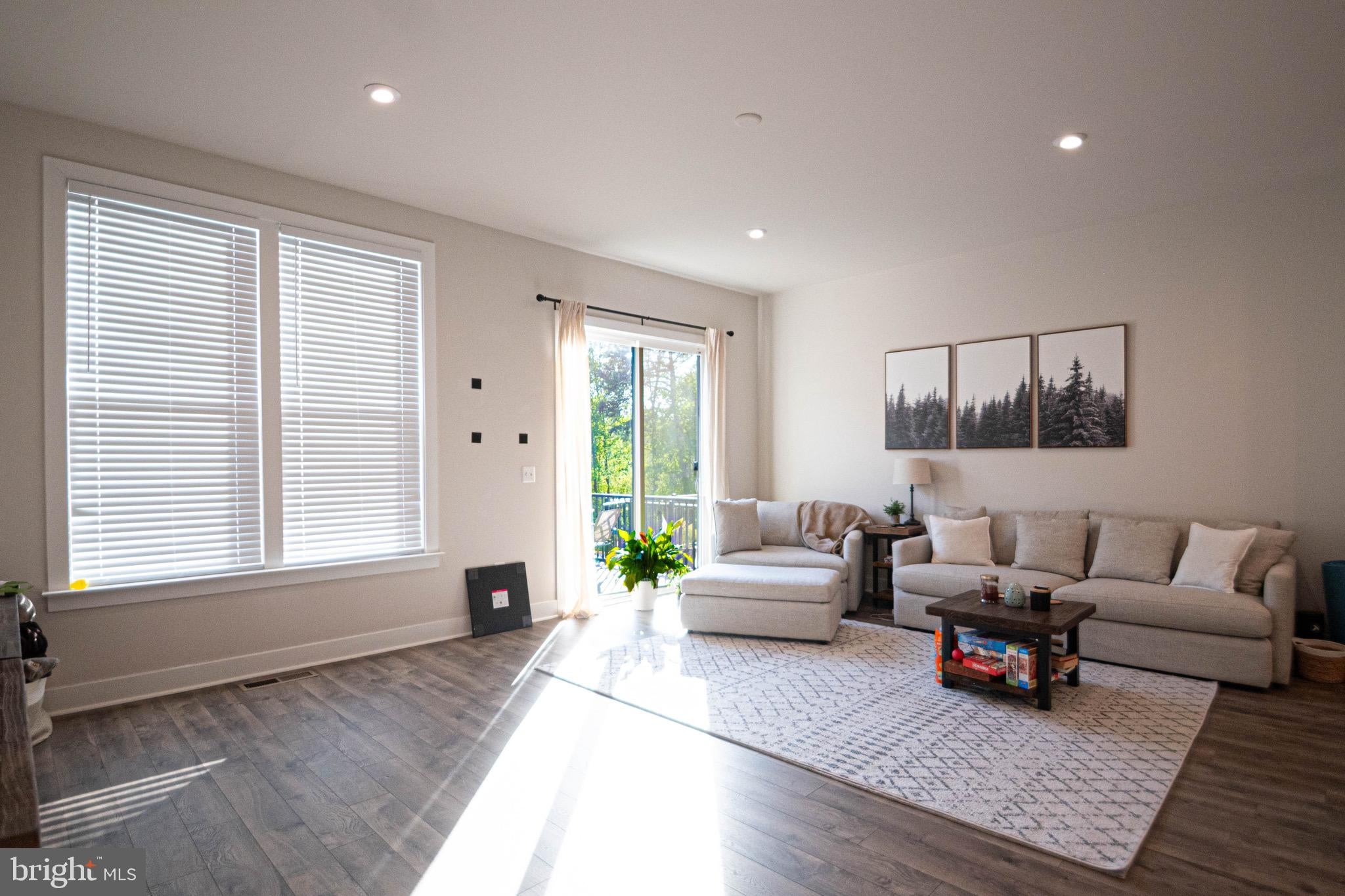 2453 LIBERTY LOOP