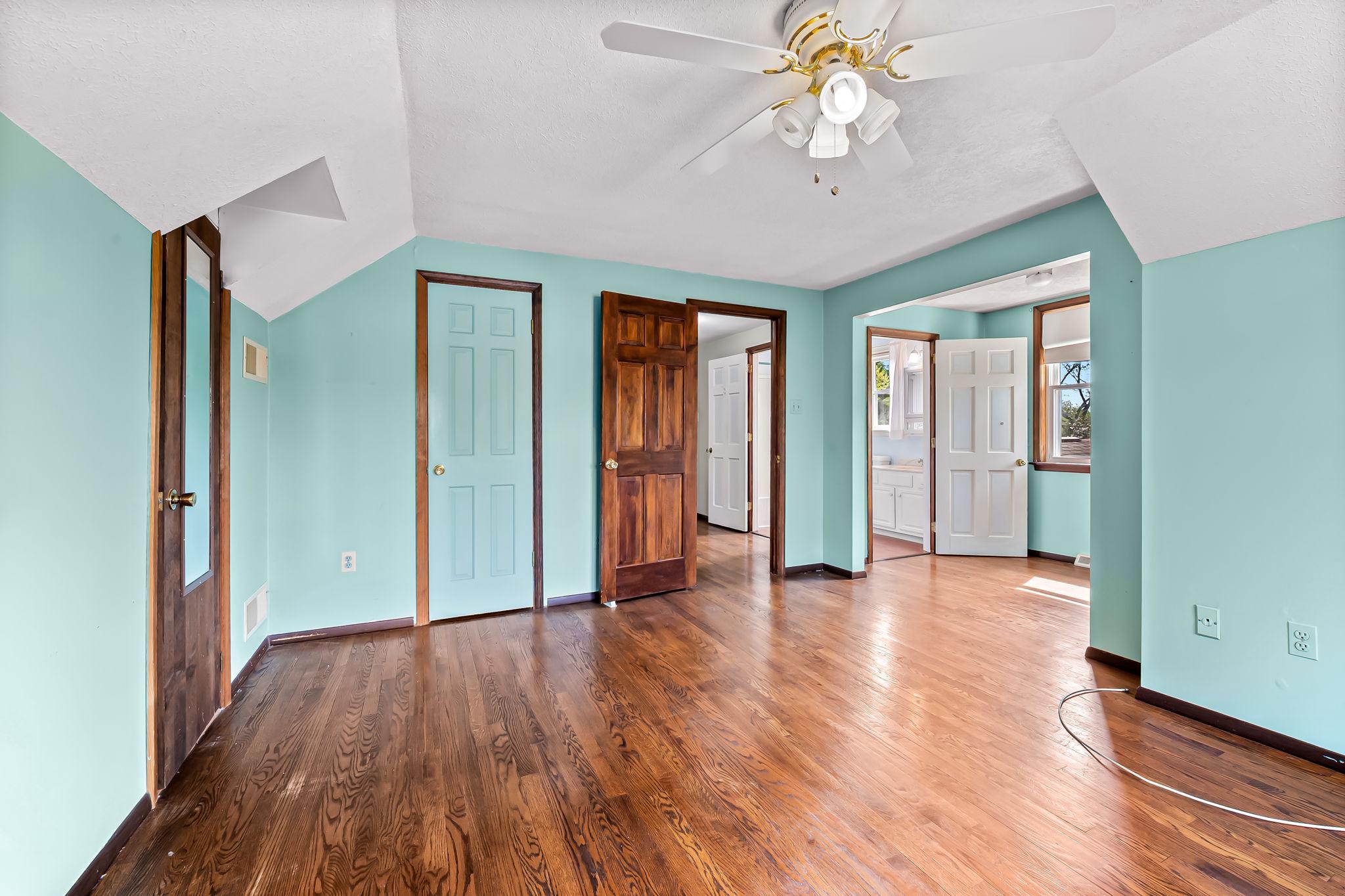 HARFORD MANOR FARMS - Residential