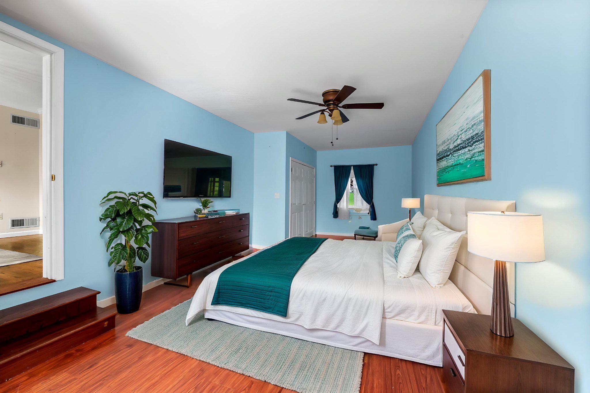 HARFORD MANOR FARMS - Residential